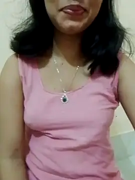 Snapshot of Sweet_Bindika07 chatting on October 2025 05:28:01 PM Sweet Bindika07 online show from October 2025 05:28:01 PM