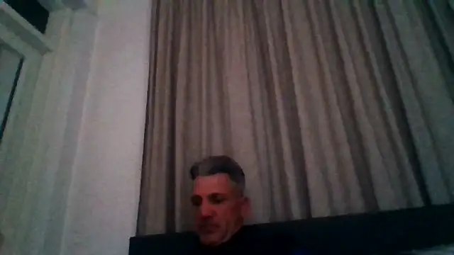 Snapshot of handsome8inchh chatting on April 2026 11:51:02 PM handsome8inchh online show from April 2026 11:51:02 PM
