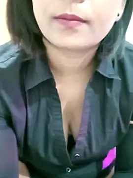 Snapshot of Queen_Kushi4 chatting on July 2026 12:12:01 PM Queen Kushi4 online show from July 2026 12:12:01 PM