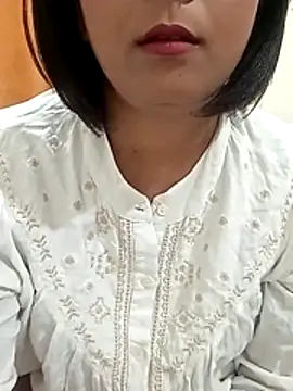 Snapshot of Queen_Kushi4 chatting on July 2026 01:37:02 PM Queen Kushi4 online show from July 2026 01:37:02 PM