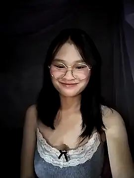 saronla 03 online show from November 2025 01:42:02 PM