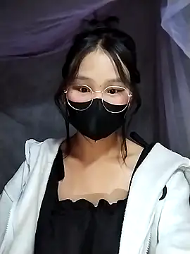 saronla 03 online show from November 2025 03:45:02 PM