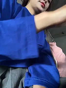 Snapshot of __BabyShowPublic__ chatting on November 2025 08:04:02 AM BabyShowPublic online show from November 2025 08:04:02 AM