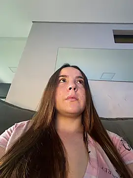 m0ranguinh0s2 online show from July 2026 06:01:02 PM
