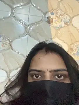 lusty kaira online show from November 2025 04:23:01 PM