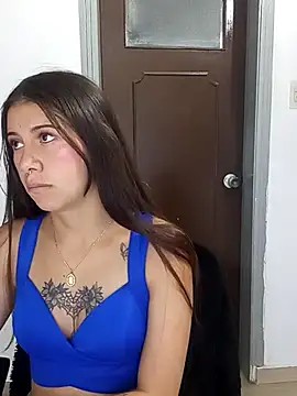 Snapshot of CharlotteSex_ chatting on November 2025 09:30:02 AM CharlotteSex online show from November 2025 09:30:02 AM