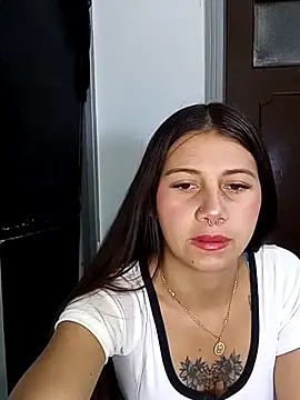 Snapshot of CharlotteSex_ chatting on November 2025 08:09:02 AM CharlotteSex online show from November 2025 08:09:02 AM