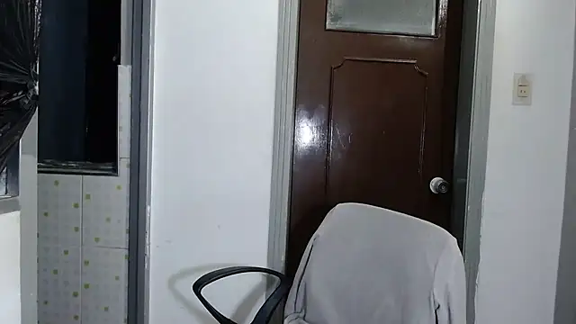 Snapshot of CharlotteSex_ chatting on November 2025 09:10:01 AM CharlotteSex online show from November 2025 09:10:01 AM