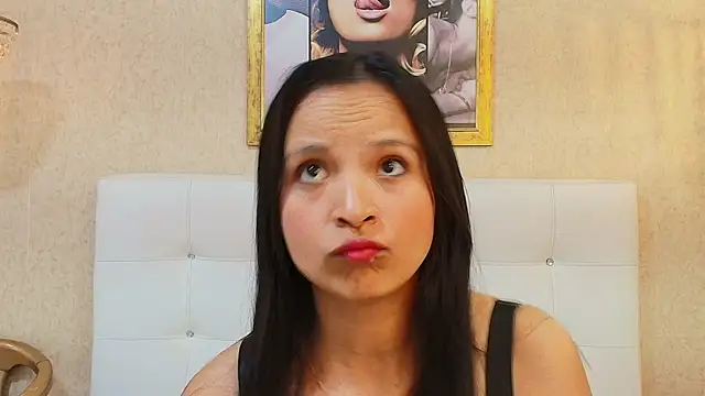 Miladiosa online show from March 2026 11:48:02 AM