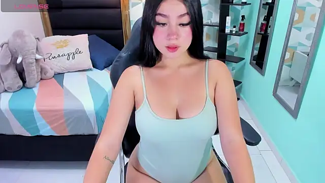 Snapshot of ROSIE_MOSS chatting on November 2025 07:24:01 PM ROSIE MOSS online show from November 2025 07:24:01 PM