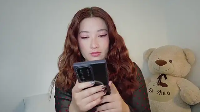 Snapshot of lunnaa_ chatting on June 2026 10:08:01 PM lunnaa online show from June 2026 10:08:01 PM