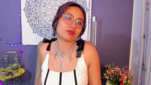 Snapshot of Nova_allen chatting on September 2025 11:18:02 PM Nova allen online show from September 2025 11:18:02 PM