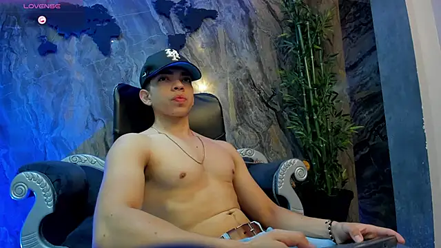 Eryonbradley online show from September 2025 11:21:02 AM