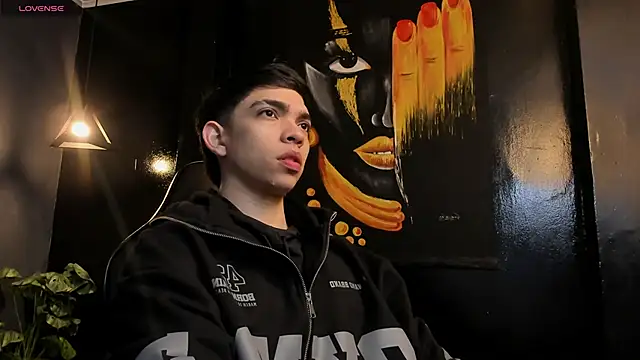 Eryonbradley online show from November 2025 11:20:02 AM