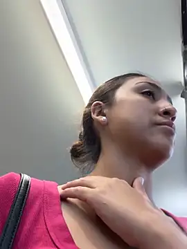 Snapshot of Sonnysoles chatting on November 2025 08:09:01 PM Sonnysoles online show from November 2025 08:09:01 PM