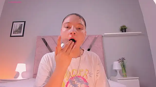 victoria becker  online show from February 2026 11:57:02 AM