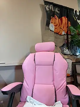 Snapshot of Kath_C chatting on October 2025 03:50:02 AM Kath C online show from October 2025 03:50:02 AM