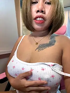 Snapshot of Kath_C chatting on October 2025 10:43:02 AM Kath C online show from October 2025 10:43:02 AM