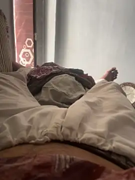 NoddingScorpion online show from February 2026 09:02:01 AM