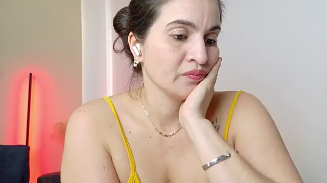 lizdevine online show from January 2026 07:11:01 PM