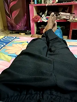 Tamilpayan09876 online show from November 2025 01:44:02 PM