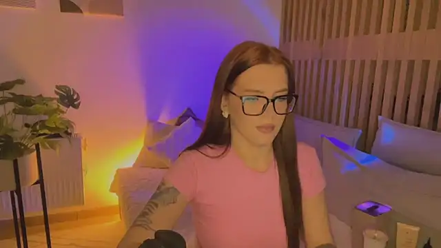 Snapshot of ShyLulu69 chatting on November 2025 07:25:01 PM ShyLulu69 online show from November 2025 07:25:01 PM