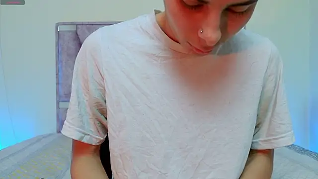 lana and liam  online show from September 2025 10:37:01 AM