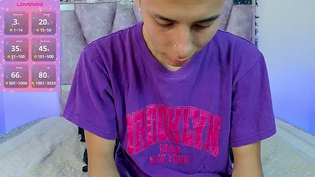 lana and liam  online show from November 2025 10:28:01 AM