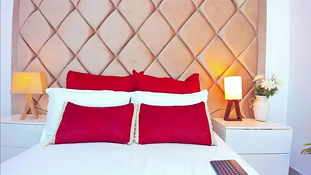 Snapshot of AngelinaDuvall chatting on December 2025 10:30:01 AM AngelinaDuvall online show from December 2025 10:30:01 AM