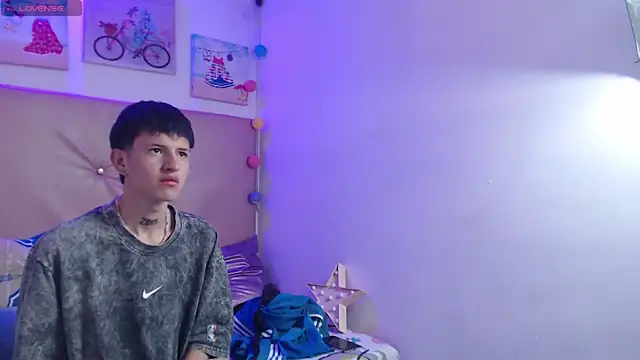 Snapshot of iam_lukas__ chatting on December 2025 04:34:01 PM iam lukas online show from December 2025 04:34:01 PM