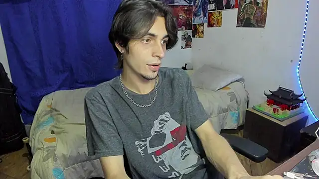 golden ryyan online show from April 2026 10:03:01 PM