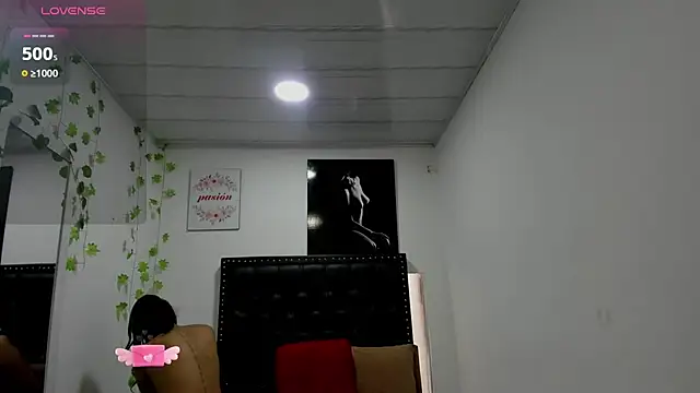 Snapshot of ScarlettVell chatting on November 2025 07:51:02 PM ScarlettVell online show from November 2025 07:51:02 PM