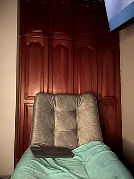 KaditaNavarro online show from November 2025 01:18:02 AM