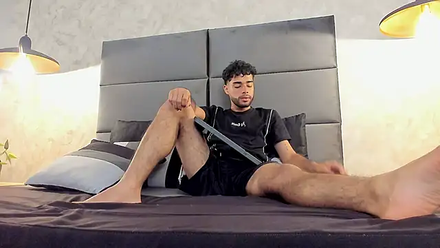 Snapshot of RaphaelDufort chatting on September 2025 11:48:01 PM RaphaelDufort online show from September 2025 11:48:01 PM