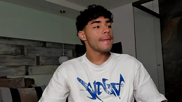 RaphaelDufort online show from January 2026 06:00:01 PM