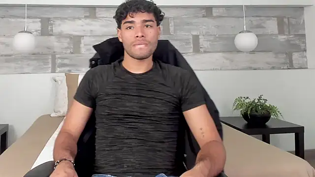 RaphaelDufort online show from January 2026 08:00:01 PM