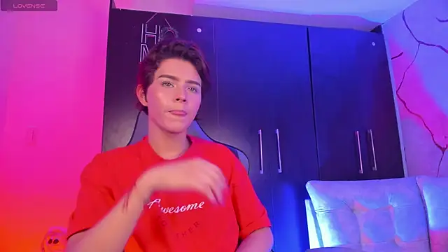 Snapshot of DannysaStar chatting on September 2025 05:51:01 PM DannysaStar online show from September 2025 05:51:01 PM