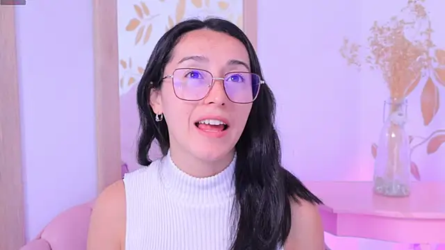 Ginevra esposito online show from September 2025 12:42:02 PM