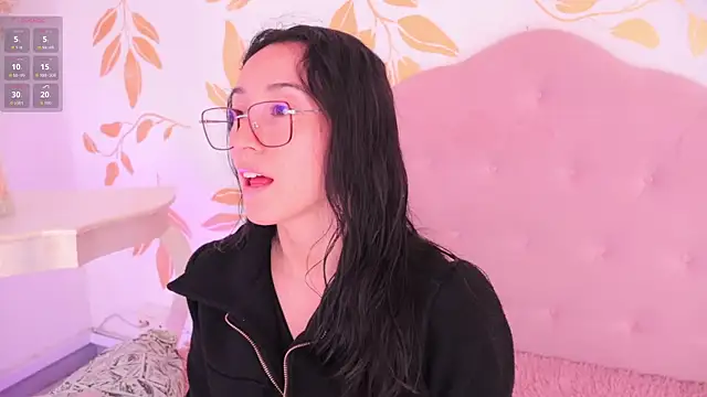 Ginevra esposito online show from March 2026 01:15:01 PM