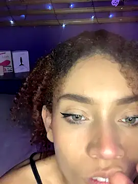 ValentinaStorm1 online show from October 2025 01:53:02 PM