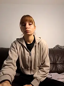 D4ddyslut online show from December 2025 01:09:02 PM