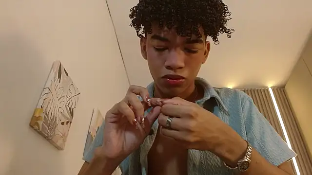 Snapshot of Ivone_Rose_ chatting on October 2025 12:38:02 PM Ivone Rose online show from October 2025 12:38:02 PM