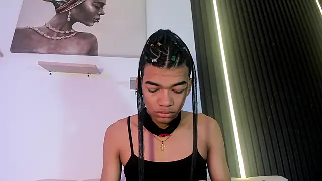 Snapshot of Ivone_Rose_ chatting on November 2025 12:19:02 PM Ivone Rose online show from November 2025 12:19:02 PM