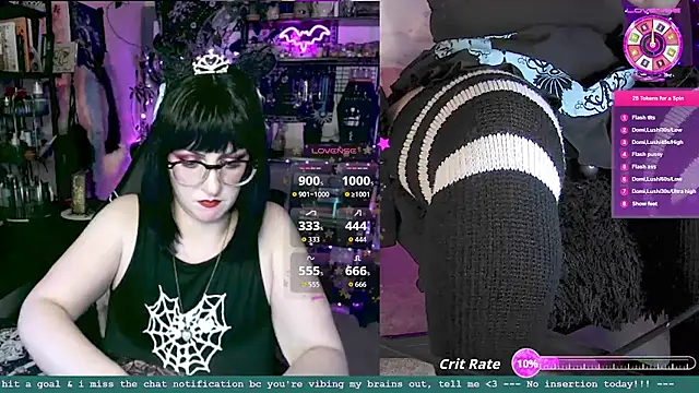 Snapshot of LadyMarzanna chatting on November 2025 05:21:01 AM LadyMarzanna online show from November 2025 05:21:01 AM