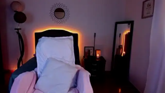 Snapshot of _lia_baby chatting on December 2025 02:23:01 PM lia baby online show from December 2025 02:23:01 PM