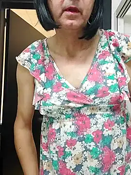 Emily de Carla online show from December 2025 04:35:01 PM