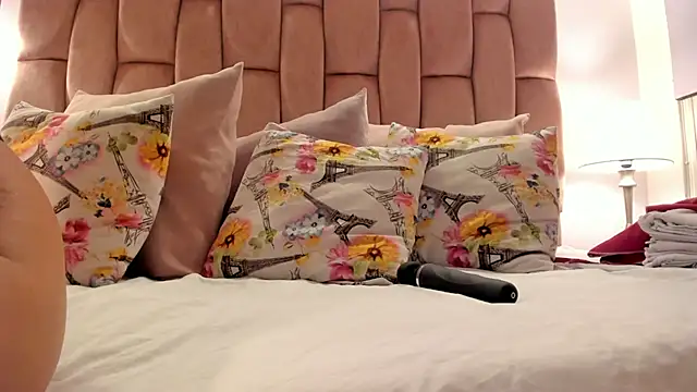 aishathornee online show from January 2026 07:19:02 PM