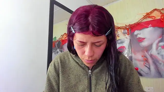 Raven Rouge  online show from October 2025 05:19:01 AM