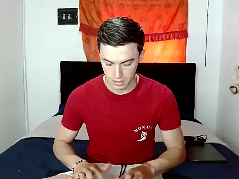 Snapshot of Ken_bigcock77 chatting on September 2025 06:11:02 PM Ken bigcock77 online show from September 2025 06:11:02 PM