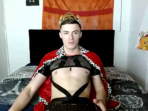 Snapshot of Ken_bigcock77 chatting on October 2025 11:13:01 PM Ken bigcock77 online show from October 2025 11:13:01 PM